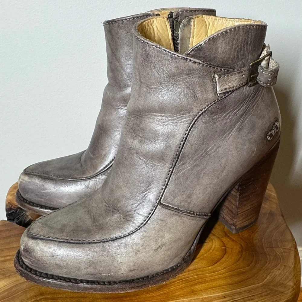 Bed Stu Isla High Heeled Bootie Boots Women Sz. 7.5 Gray/Brown Distressed Buckle - Picture 2 of 15
